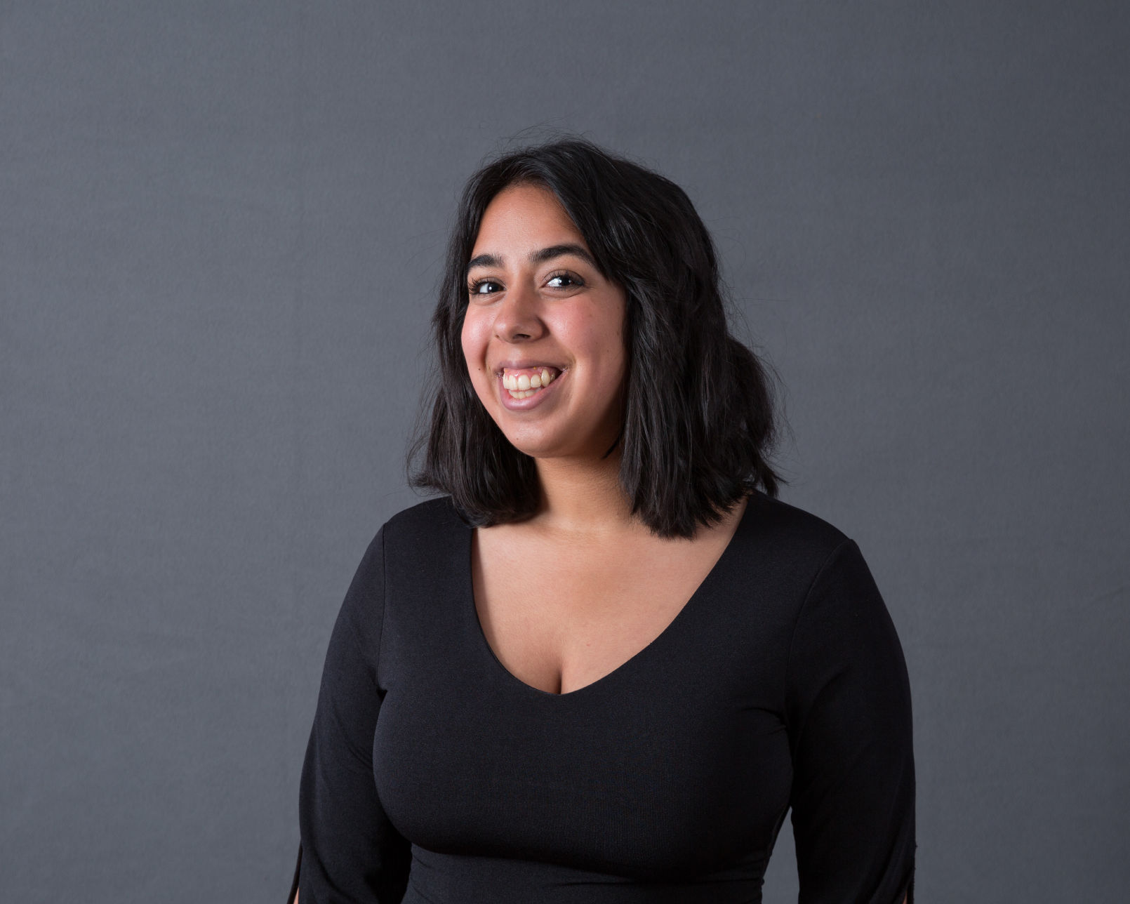 taniya headshot